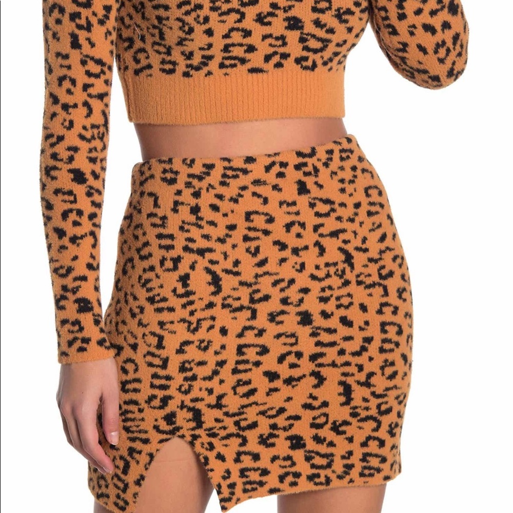 Matching Cheetah Set - Picture 3 of 5